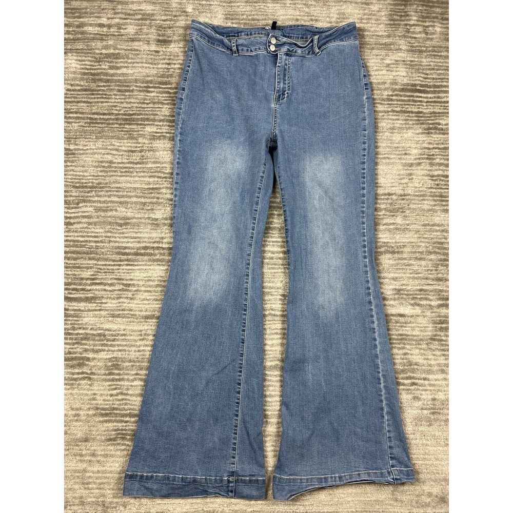 Fashion‎ Nova Jeans Women 13 Blue Denim Bootcut Flare Stretch Casual